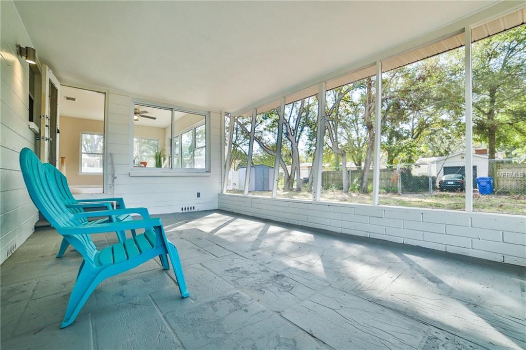 ST PETERSBURG, Florida 33705, 2 Bedrooms Bedrooms, 5 Rooms Rooms,2 BathroomsBathrooms,Residential,For sale,T2922535