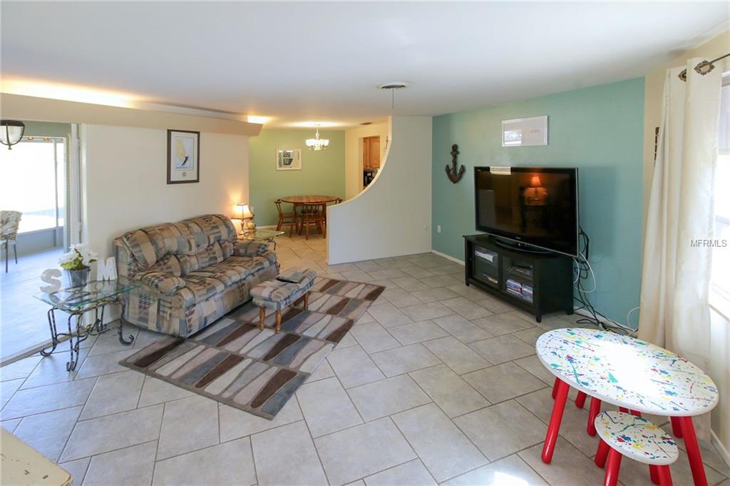 3912 17TH AVENUE W, BRADENTON, Florida 34205, 3 Bedrooms Bedrooms, 7 Rooms Rooms,2 BathroomsBathrooms,Residential,For sale,17TH,A4207628