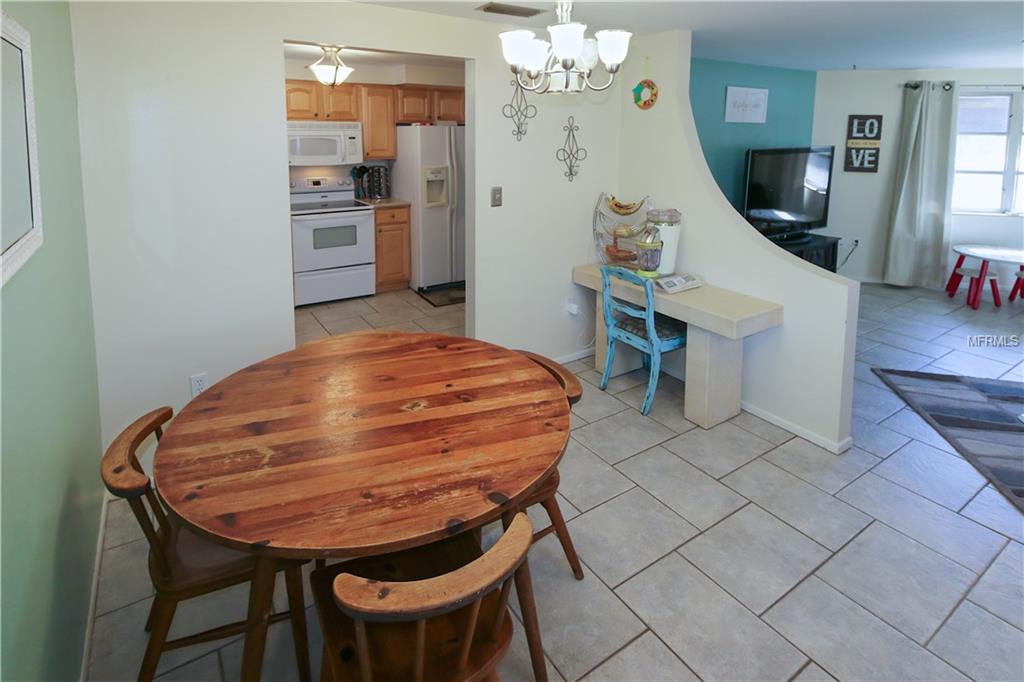 3912 17TH AVENUE W, BRADENTON, Florida 34205, 3 Bedrooms Bedrooms, 7 Rooms Rooms,2 BathroomsBathrooms,Residential,For sale,17TH,A4207628