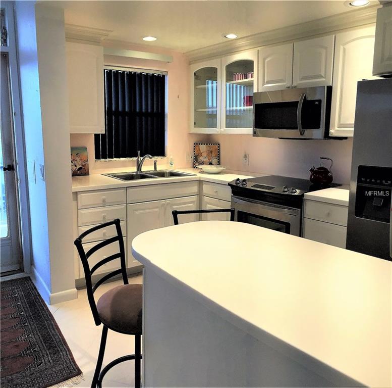 1847 SHORE DRIVE S, SOUTH PASADENA, Florida 33707, 1 Bedroom Bedrooms, 5 Rooms Rooms,1 BathroomBathrooms,Residential,For sale,SHORE,U7845984