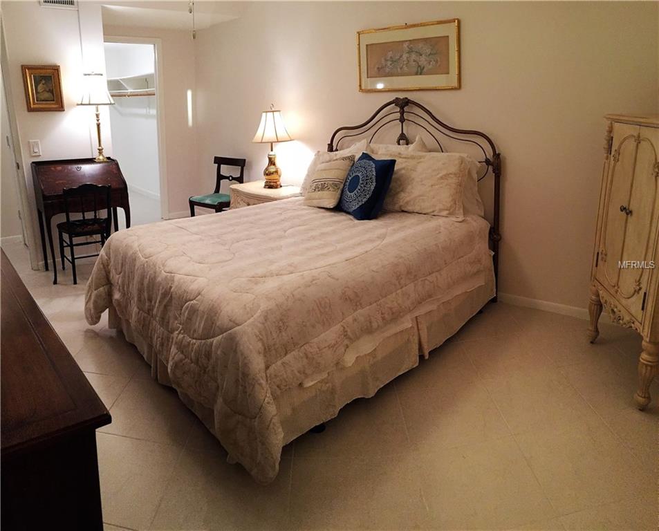 1847 SHORE DRIVE S, SOUTH PASADENA, Florida 33707, 1 Bedroom Bedrooms, 5 Rooms Rooms,1 BathroomBathrooms,Residential,For sale,SHORE,U7845984