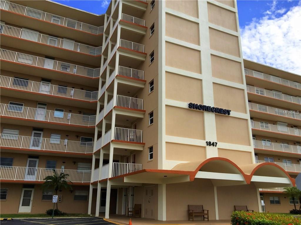 1847 SHORE DRIVE S, SOUTH PASADENA, Florida 33707, 1 Bedroom Bedrooms, 5 Rooms Rooms,1 BathroomBathrooms,Residential,For sale,SHORE,U7845984