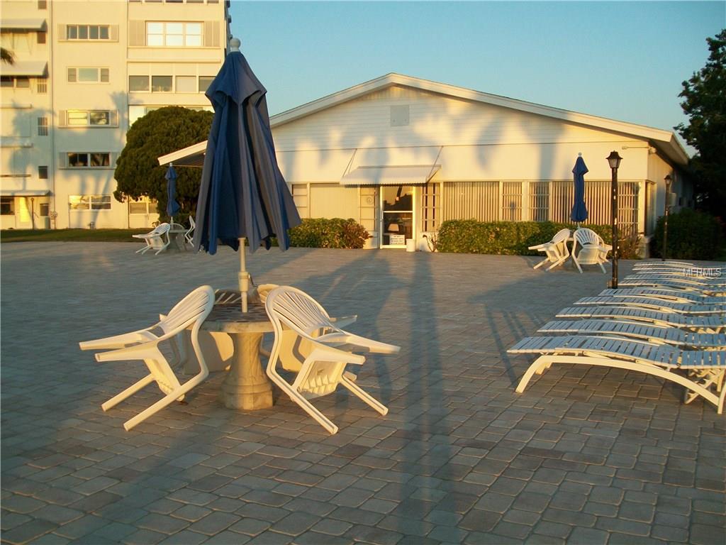 1847 SHORE DRIVE S, SOUTH PASADENA, Florida 33707, 1 Bedroom Bedrooms, 5 Rooms Rooms,1 BathroomBathrooms,Residential,For sale,SHORE,U7845984