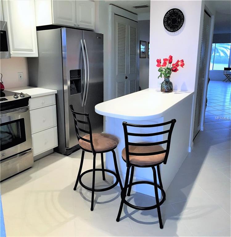 1847 SHORE DRIVE S, SOUTH PASADENA, Florida 33707, 1 Bedroom Bedrooms, 5 Rooms Rooms,1 BathroomBathrooms,Residential,For sale,SHORE,U7845984