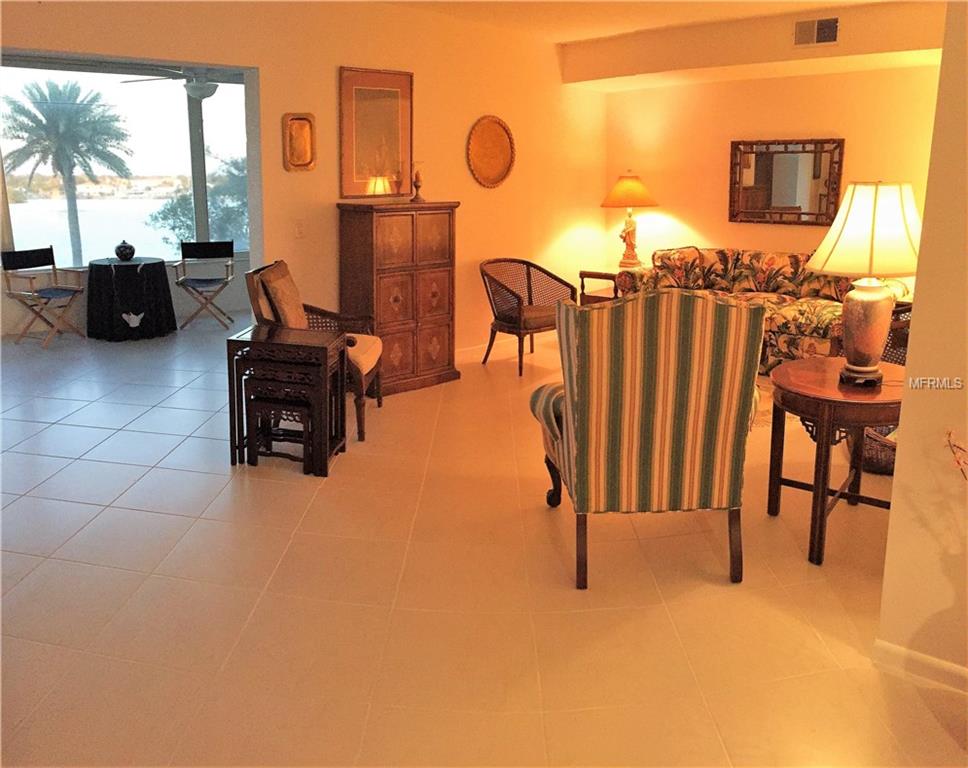 1847 SHORE DRIVE S, SOUTH PASADENA, Florida 33707, 1 Bedroom Bedrooms, 5 Rooms Rooms,1 BathroomBathrooms,Residential,For sale,SHORE,U7845984