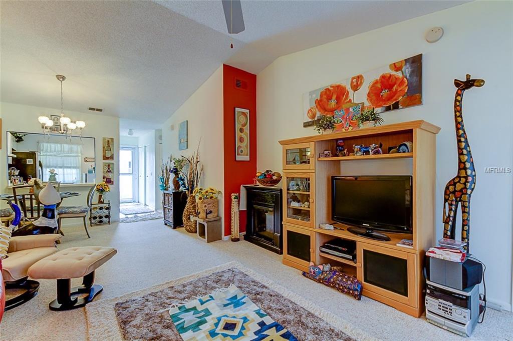 DUNEDIN, Florida 34698, 2 Bedrooms Bedrooms, 4 Rooms Rooms,2 BathroomsBathrooms,Residential,For sale,U7846643