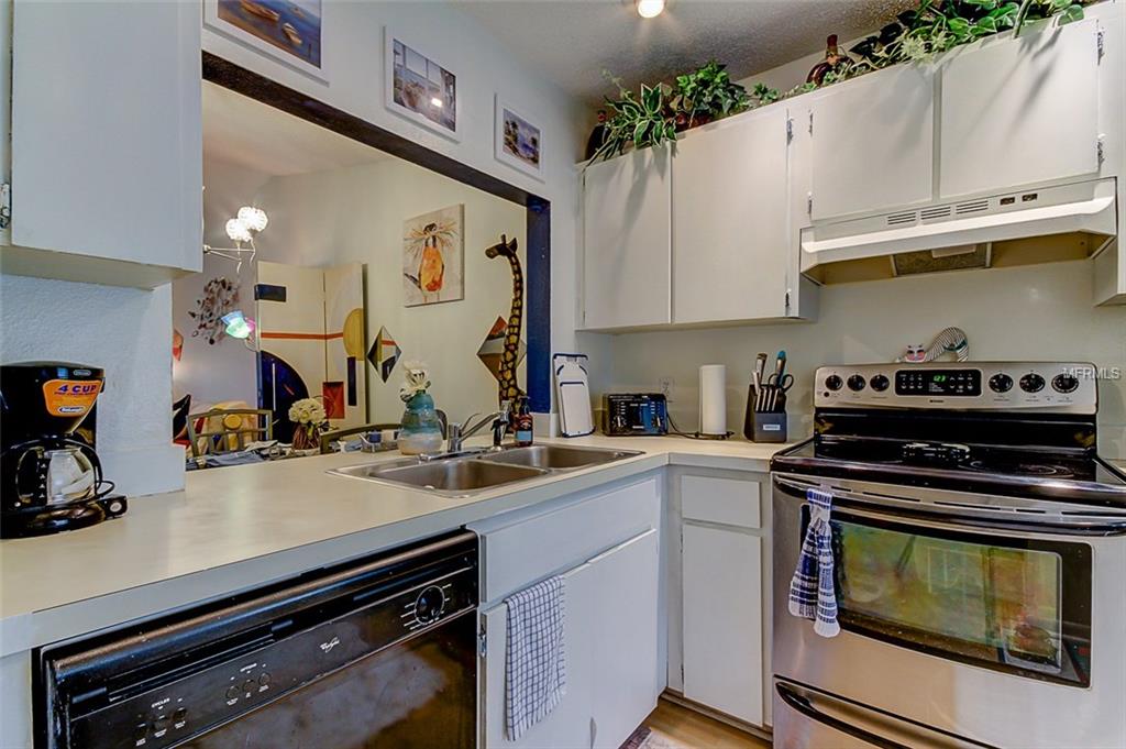 DUNEDIN, Florida 34698, 2 Bedrooms Bedrooms, 4 Rooms Rooms,2 BathroomsBathrooms,Residential,For sale,U7846643