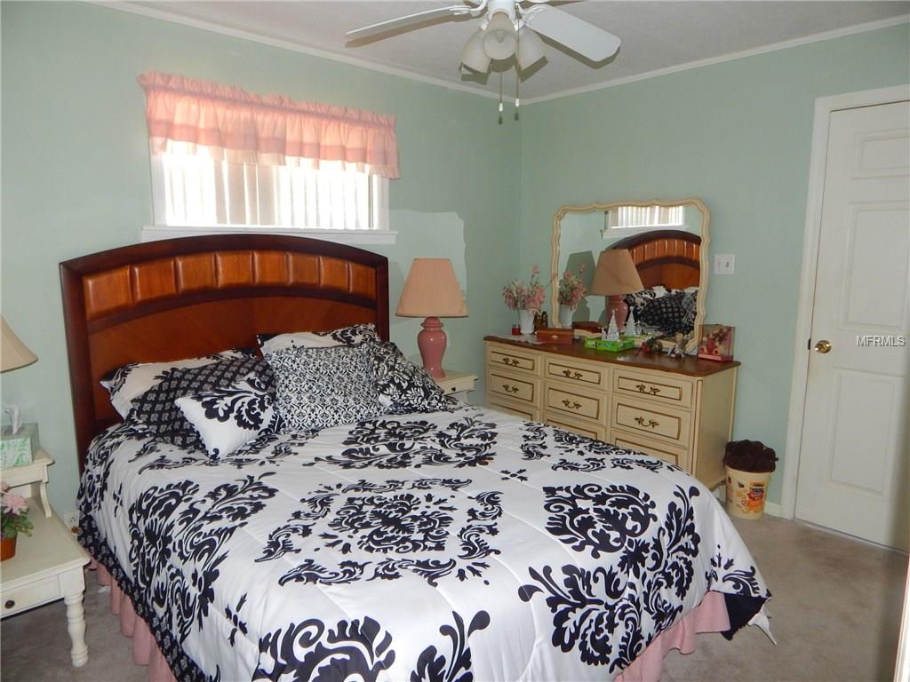 18675 US HIGHWAY 19 N, CLEARWATER, Florida 33764, 2 Bedrooms Bedrooms, 5 Rooms Rooms,2 BathroomsBathrooms,Residential,For sale,US HIGHWAY 19,U7847091