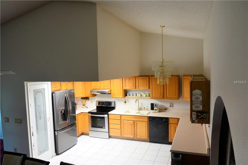 2655 MIKOL TERRACE S, ST PETERSBURG, Florida 33712, 4 Bedrooms Bedrooms, 5 Rooms Rooms,2 BathroomsBathrooms,Residential,For sale,MIKOL,U7847446