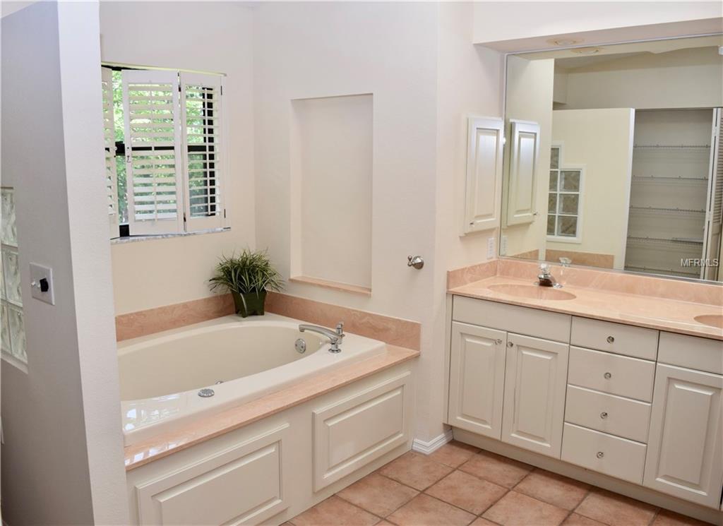 7403 16TH AVENUE NW, BRADENTON, Florida 34209, 6 Bedrooms Bedrooms, 11 Rooms Rooms,3 BathroomsBathrooms,Residential,For sale,16TH,A4192435