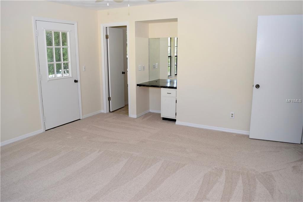 7403 16TH AVENUE NW, BRADENTON, Florida 34209, 6 Bedrooms Bedrooms, 11 Rooms Rooms,3 BathroomsBathrooms,Residential,For sale,16TH,A4192435