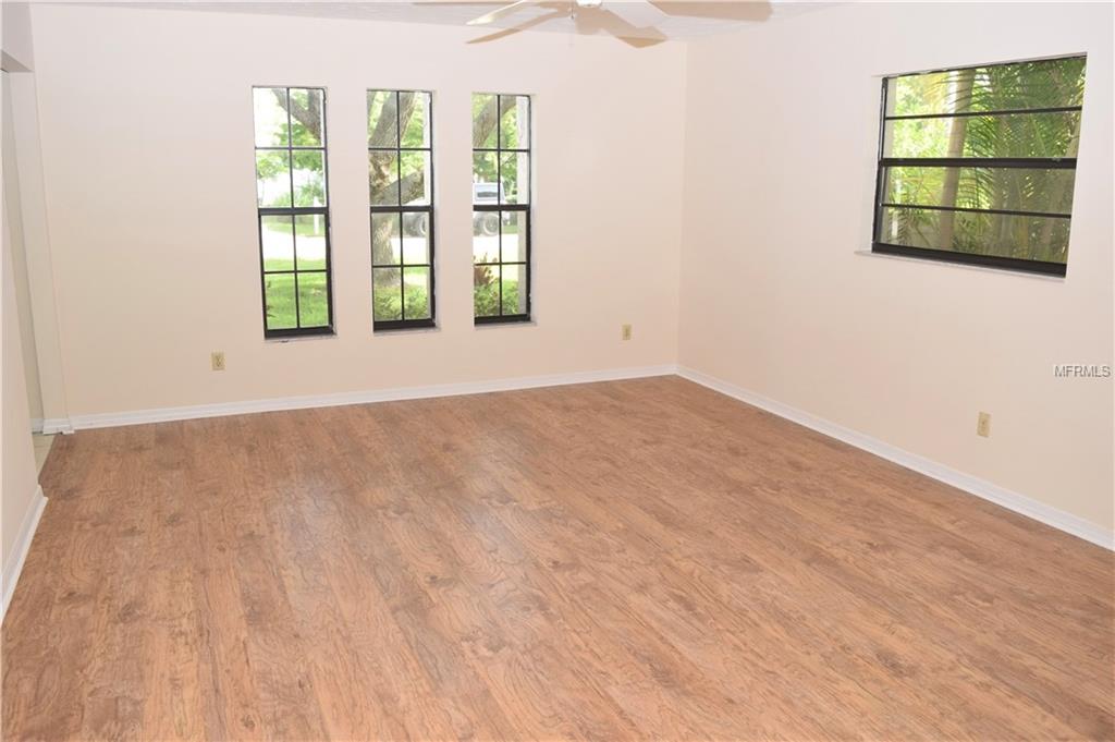 7403 16TH AVENUE NW, BRADENTON, Florida 34209, 6 Bedrooms Bedrooms, 11 Rooms Rooms,3 BathroomsBathrooms,Residential,For sale,16TH,A4192435