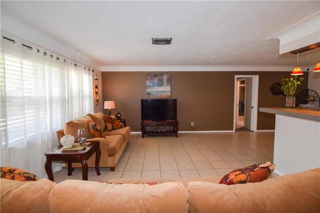 13460 87TH PLACE, SEMINOLE, Florida 33776, 3 Bedrooms Bedrooms, 6 Rooms Rooms,2 BathroomsBathrooms,Residential,For sale,87TH,U7831868