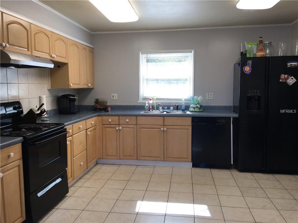 1913 15TH STREET, SAINT CLOUD, Florida 34769, 2 Bedrooms Bedrooms, 6 Rooms Rooms,1 BathroomBathrooms,Residential,For sale,15TH,S4854708