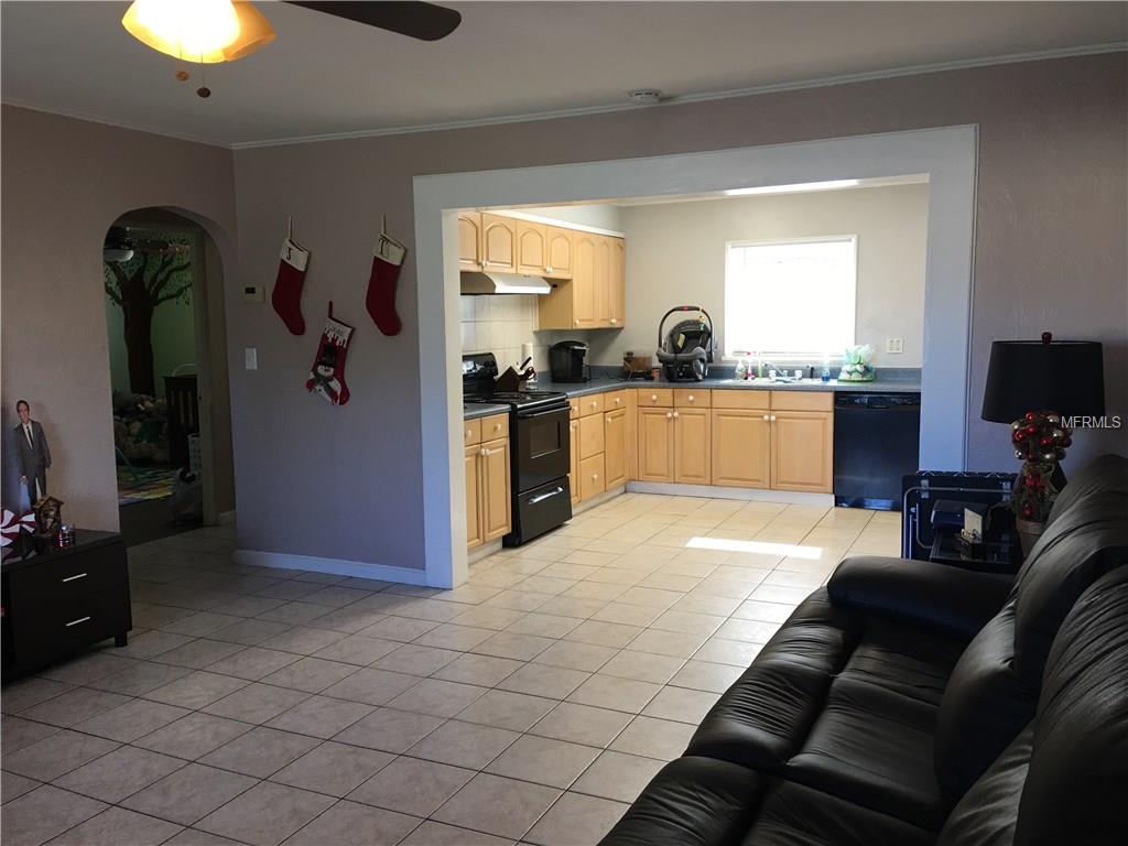 1913 15TH STREET, SAINT CLOUD, Florida 34769, 2 Bedrooms Bedrooms, 6 Rooms Rooms,1 BathroomBathrooms,Residential,For sale,15TH,S4854708