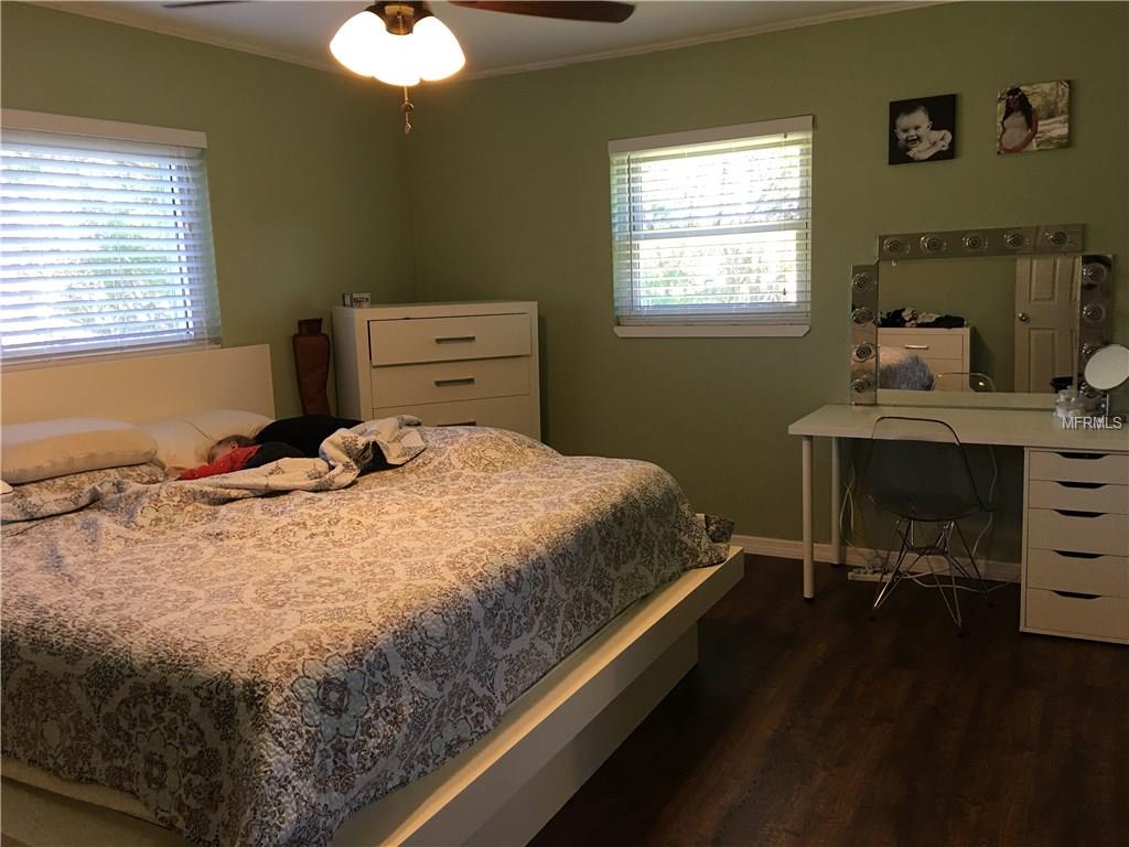 1913 15TH STREET, SAINT CLOUD, Florida 34769, 2 Bedrooms Bedrooms, 6 Rooms Rooms,1 BathroomBathrooms,Residential,For sale,15TH,S4854708