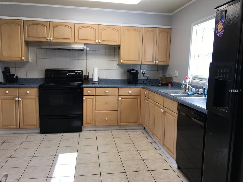 1913 15TH STREET, SAINT CLOUD, Florida 34769, 2 Bedrooms Bedrooms, 6 Rooms Rooms,1 BathroomBathrooms,Residential,For sale,15TH,S4854708