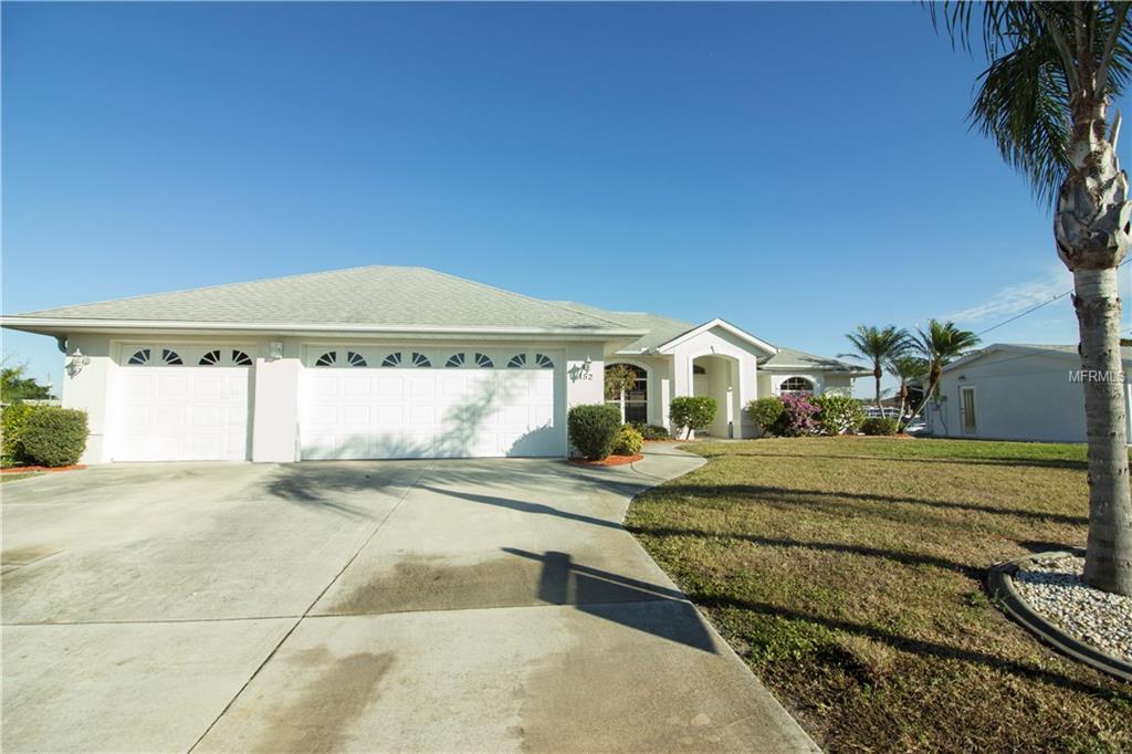 152 BEDFORD DRIVE NE, PORT CHARLOTTE, Florida 33952, 3 Bedrooms Bedrooms, 7 Rooms Rooms,2 BathroomsBathrooms,Residential,For sale,BEDFORD,C7247421