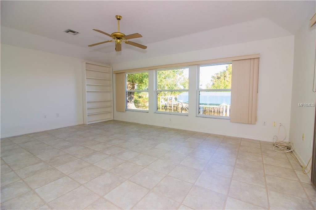 152 BEDFORD DRIVE NE, PORT CHARLOTTE, Florida 33952, 3 Bedrooms Bedrooms, 7 Rooms Rooms,2 BathroomsBathrooms,Residential,For sale,BEDFORD,C7247421