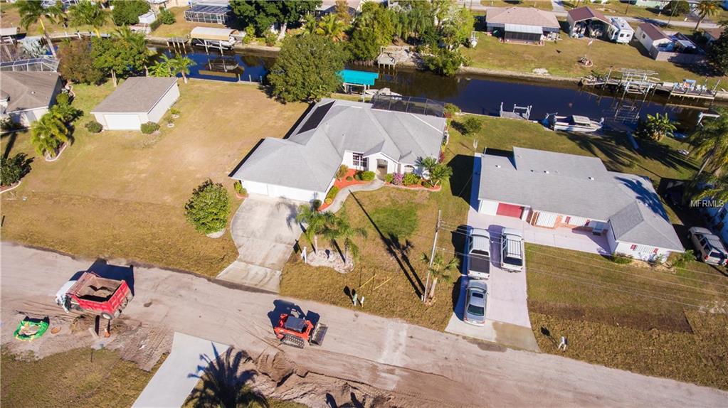 152 BEDFORD DRIVE NE, PORT CHARLOTTE, Florida 33952, 3 Bedrooms Bedrooms, 7 Rooms Rooms,2 BathroomsBathrooms,Residential,For sale,BEDFORD,C7247421