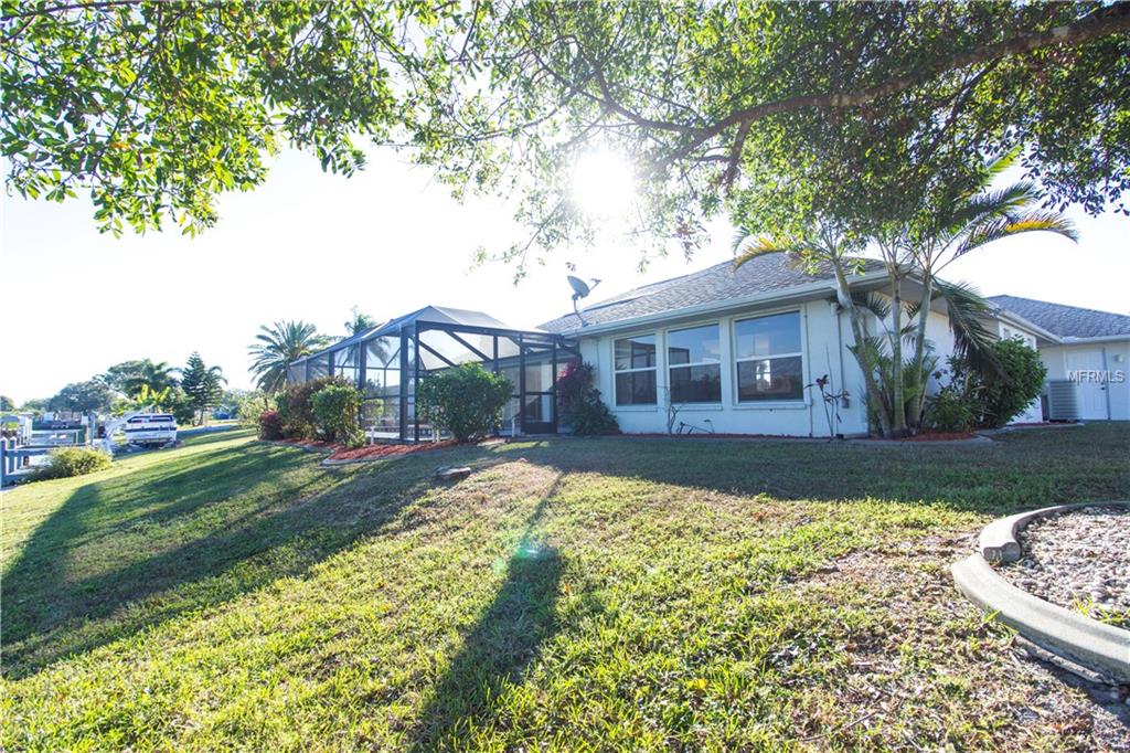 152 BEDFORD DRIVE NE, PORT CHARLOTTE, Florida 33952, 3 Bedrooms Bedrooms, 7 Rooms Rooms,2 BathroomsBathrooms,Residential,For sale,BEDFORD,C7247421