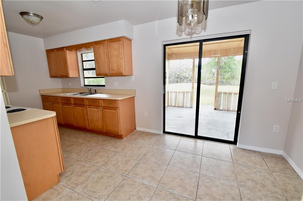 19055 LAKE PICKETT ROAD, ORLANDO, Florida 32820, 2 Bedrooms Bedrooms, 4 Rooms Rooms,2 BathroomsBathrooms,Residential,For sale,LAKE PICKETT,O5555720