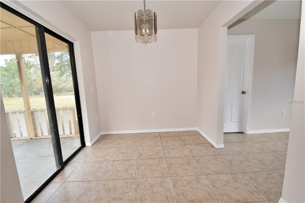 19055 LAKE PICKETT ROAD, ORLANDO, Florida 32820, 2 Bedrooms Bedrooms, 4 Rooms Rooms,2 BathroomsBathrooms,Residential,For sale,LAKE PICKETT,O5555720