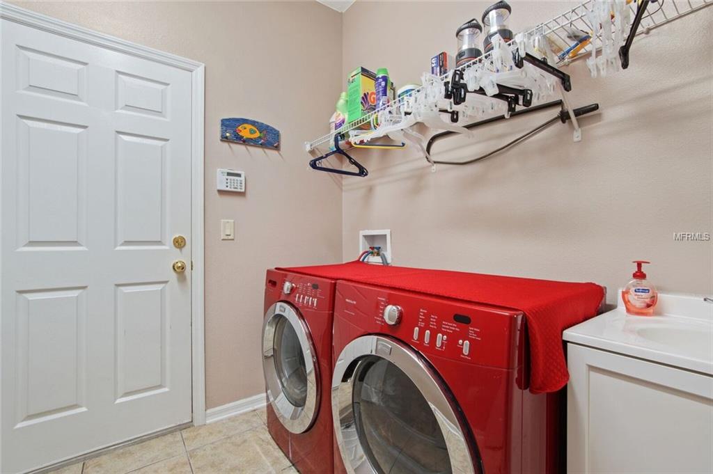 7700 ATWOOD DRIVE, WESLEY CHAPEL, Florida 33545, 4 Bedrooms Bedrooms, 9 Rooms Rooms,2 BathroomsBathrooms,Residential,For sale,ATWOOD,T2924522