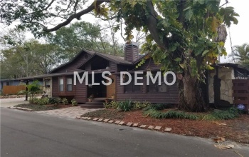 917 10TH AVENUE SW, LARGO, Florida 33770, 3 Bedrooms Bedrooms, 4 Rooms Rooms,2 BathroomsBathrooms,Residential,For sale,10TH,U7845985