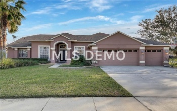 1667 WILLOW OAK LANE, SANFORD, Florida 32773, 5 Bedrooms Bedrooms, 10 Rooms Rooms,4 BathroomsBathrooms,Residential,For sale,WILLOW OAK,O5561086