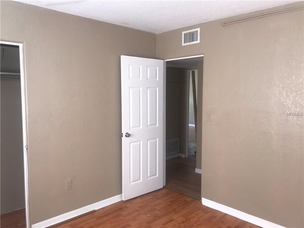 4521 LAWNE COURT, ORLANDO, Florida 32808, 5 Bedrooms Bedrooms, 8 Rooms Rooms,2 BathroomsBathrooms,Residential,For sale,LAWNE,O5561552