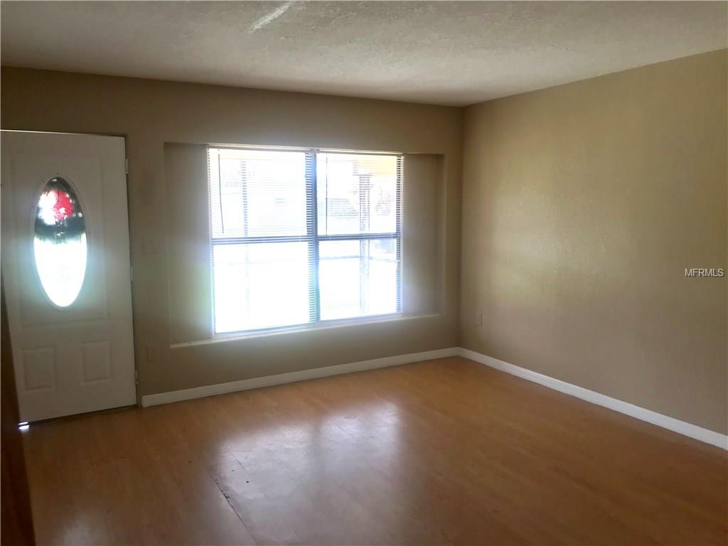 4521 LAWNE COURT, ORLANDO, Florida 32808, 5 Bedrooms Bedrooms, 8 Rooms Rooms,2 BathroomsBathrooms,Residential,For sale,LAWNE,O5561552