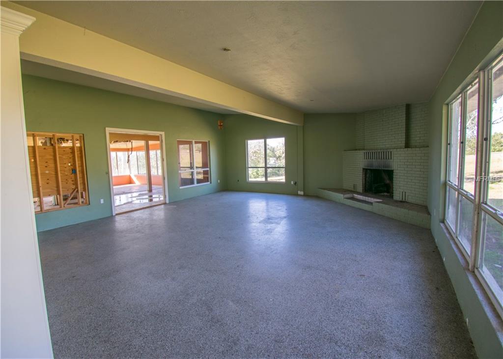 1301 S LAKE STARR BOULEVARD, LAKE WALES, Florida 33898, 5 Bedrooms Bedrooms, 3 Rooms Rooms,4 BathroomsBathrooms,Residential,For sale,LAKE STARR,P4719049