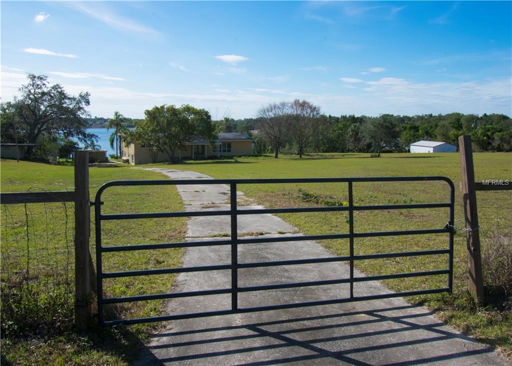 1301 S LAKE STARR BOULEVARD, LAKE WALES, Florida 33898, 5 Bedrooms Bedrooms, 3 Rooms Rooms,4 BathroomsBathrooms,Residential,For sale,LAKE STARR,P4719049