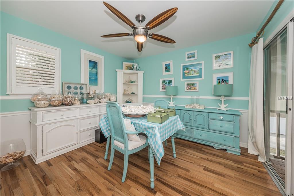 737 OHIO AVENUE, PALM HARBOR, Florida 34683, 4 Bedrooms Bedrooms, 3 Rooms Rooms,3 BathroomsBathrooms,Residential,For sale,OHIO,U7847502