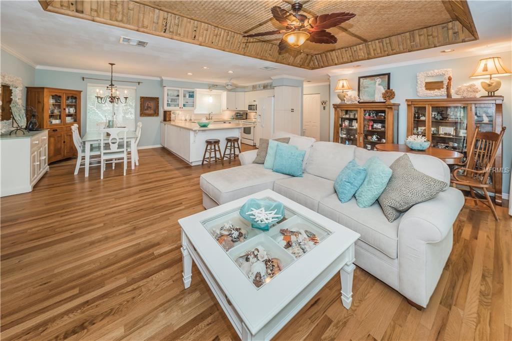 737 OHIO AVENUE, PALM HARBOR, Florida 34683, 4 Bedrooms Bedrooms, 3 Rooms Rooms,3 BathroomsBathrooms,Residential,For sale,OHIO,U7847502