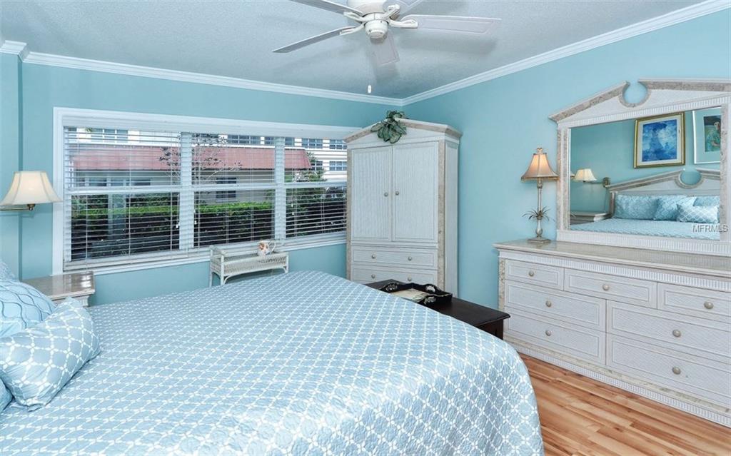 232 SAINT AUGUSTINE AVENUE, VENICE, Florida 34285, 2 Bedrooms Bedrooms, 6 Rooms Rooms,2 BathroomsBathrooms,Residential,For sale,SAINT AUGUSTINE,N5912684