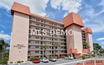 232 SAINT AUGUSTINE AVENUE, VENICE, Florida 34285, 2 Bedrooms Bedrooms, 6 Rooms Rooms,2 BathroomsBathrooms,Residential,For sale,SAINT AUGUSTINE,N5912684