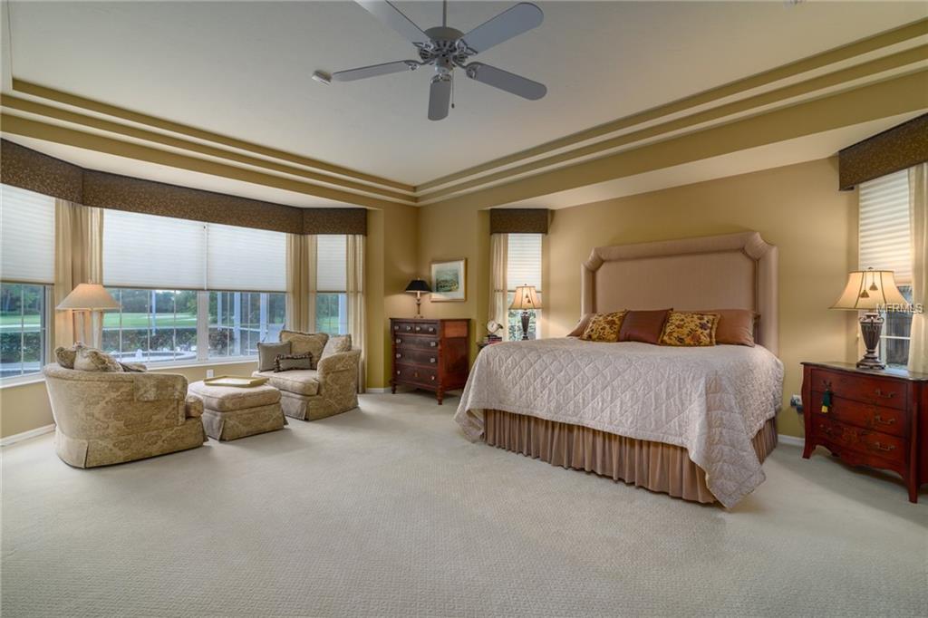 8015 WARWICK GARDENS LANE, UNIVERSITY PARK, Florida 34201, 4 Bedrooms Bedrooms, 10 Rooms Rooms,4 BathroomsBathrooms,Residential,For sale,WARWICK GARDENS,A4195989