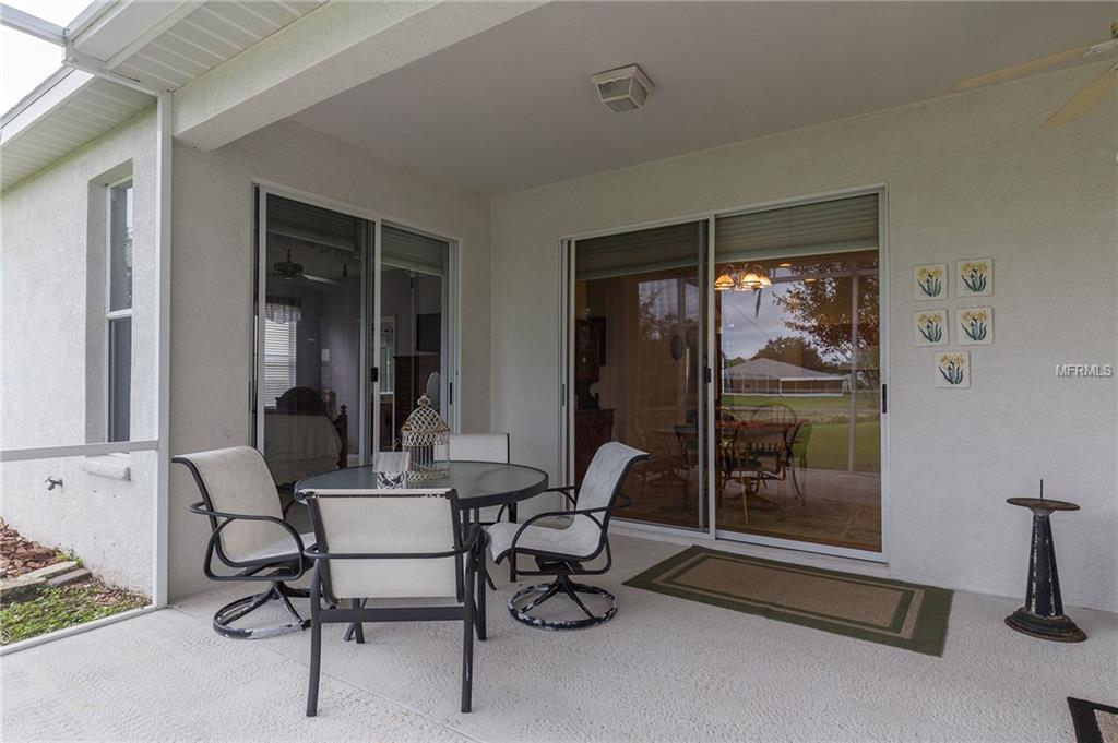 15104 HERONGLEN DRIVE, LITHIA, Florida 33547, 4 Bedrooms Bedrooms, 9 Rooms Rooms,2 BathroomsBathrooms,Residential,For sale,HERONGLEN,T2907887