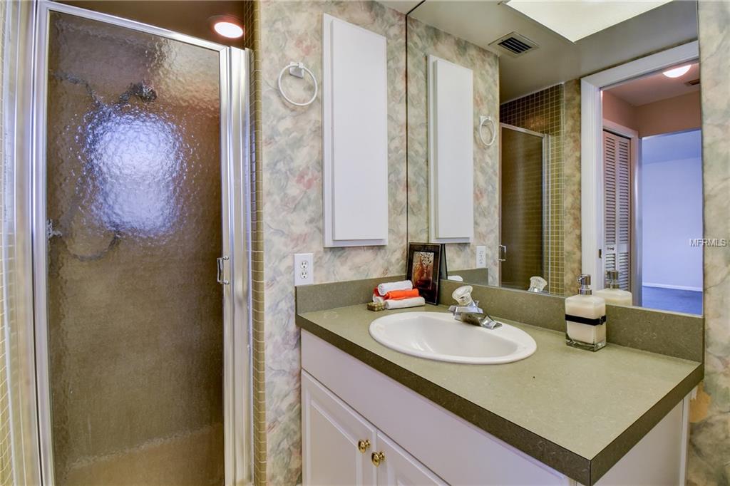 2217 BASCOM WAY, CLEARWATER, Florida 33764, 3 Bedrooms Bedrooms, 9 Rooms Rooms,2 BathroomsBathrooms,Residential,For sale,BASCOM,U7836856