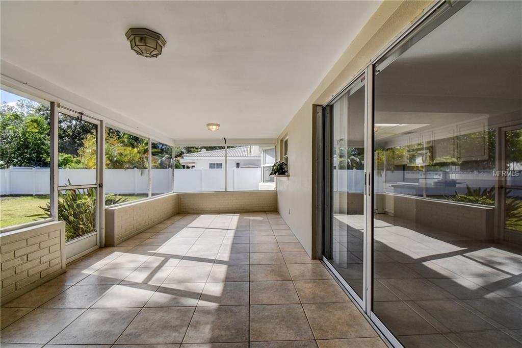 2217 BASCOM WAY, CLEARWATER, Florida 33764, 3 Bedrooms Bedrooms, 9 Rooms Rooms,2 BathroomsBathrooms,Residential,For sale,BASCOM,U7836856