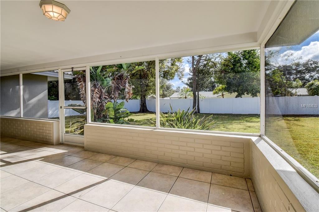 2217 BASCOM WAY, CLEARWATER, Florida 33764, 3 Bedrooms Bedrooms, 9 Rooms Rooms,2 BathroomsBathrooms,Residential,For sale,BASCOM,U7836856