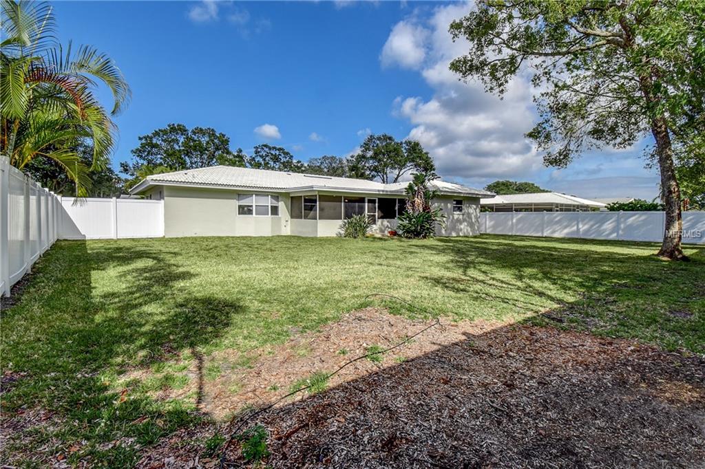 2217 BASCOM WAY, CLEARWATER, Florida 33764, 3 Bedrooms Bedrooms, 9 Rooms Rooms,2 BathroomsBathrooms,Residential,For sale,BASCOM,U7836856