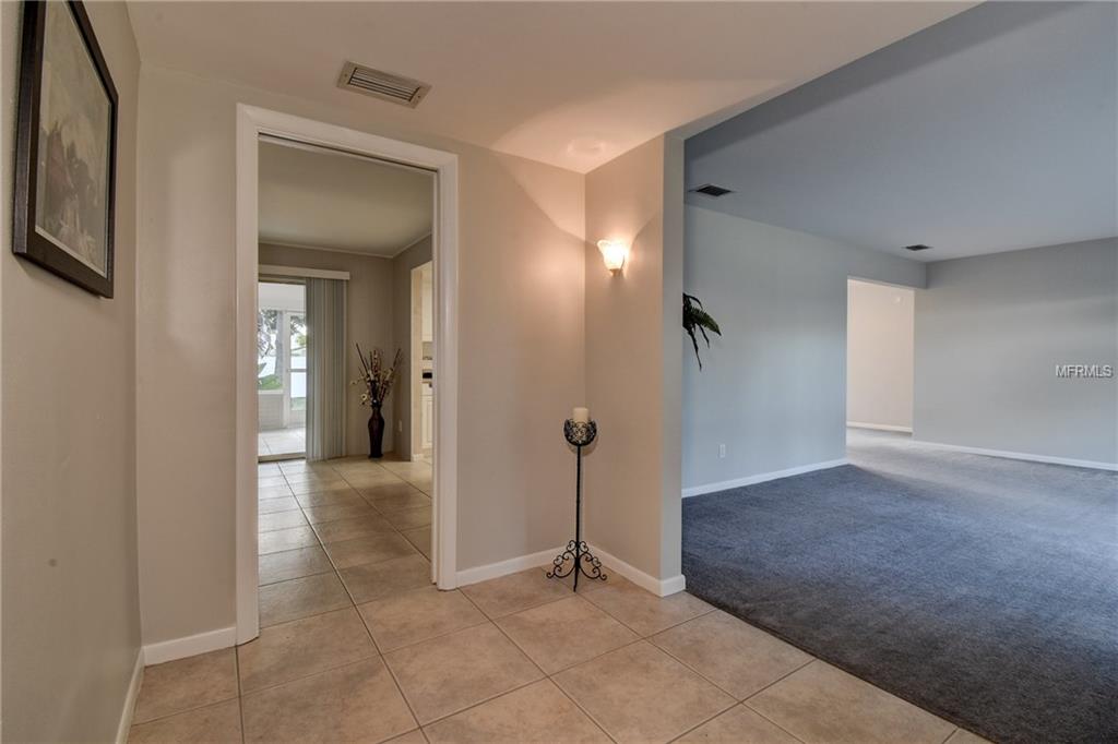 2217 BASCOM WAY, CLEARWATER, Florida 33764, 3 Bedrooms Bedrooms, 9 Rooms Rooms,2 BathroomsBathrooms,Residential,For sale,BASCOM,U7836856