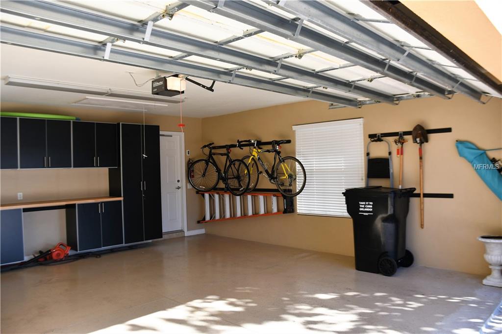 11933 KAJETAN LANE, ORLANDO, Florida 32827, 2 Bedrooms Bedrooms, 7 Rooms Rooms,2 BathroomsBathrooms,Residential,For sale,KAJETAN,O5554656