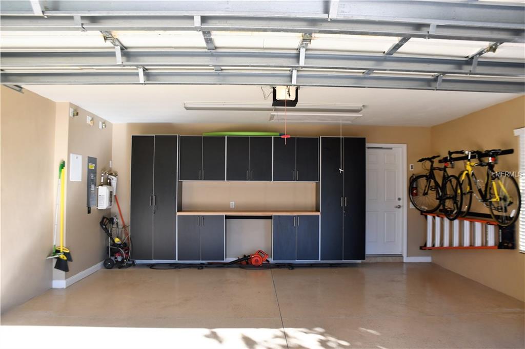 11933 KAJETAN LANE, ORLANDO, Florida 32827, 2 Bedrooms Bedrooms, 7 Rooms Rooms,2 BathroomsBathrooms,Residential,For sale,KAJETAN,O5554656