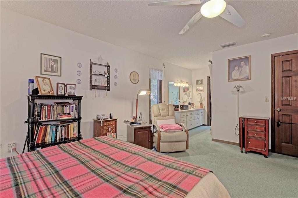 BRADENTON, Florida 34209, 4 Bedrooms Bedrooms, 3 Rooms Rooms,3 BathroomsBathrooms,Residential,For sale,A4207081