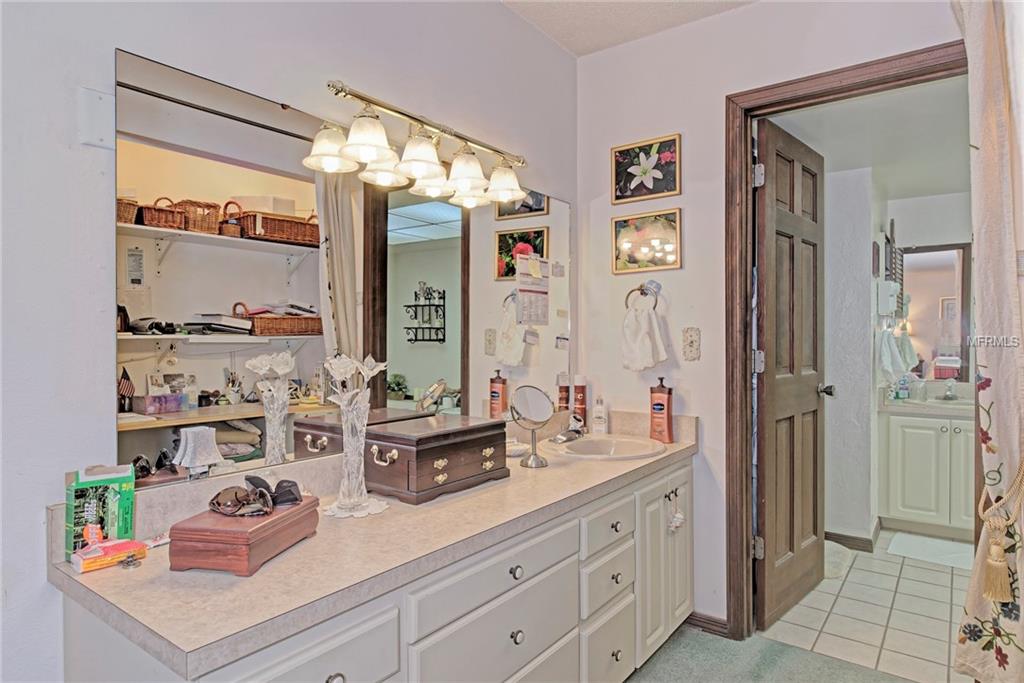 BRADENTON, Florida 34209, 4 Bedrooms Bedrooms, 3 Rooms Rooms,3 BathroomsBathrooms,Residential,For sale,A4207081