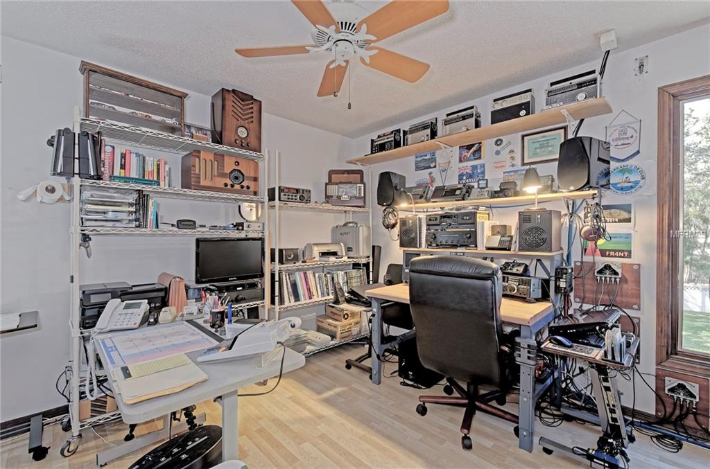 BRADENTON, Florida 34209, 4 Bedrooms Bedrooms, 3 Rooms Rooms,3 BathroomsBathrooms,Residential,For sale,A4207081